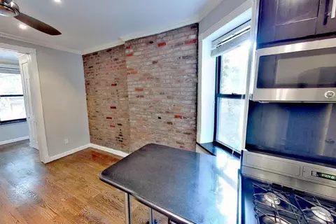 325 E 5th St #F2, New York, NY 10003