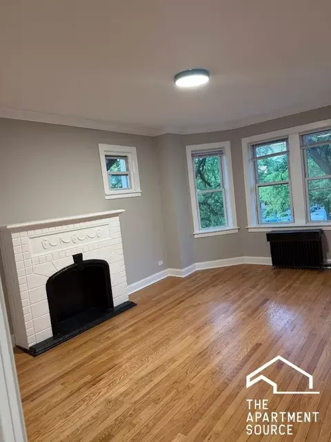 4956 N Harding Ave #2, Chicago, IL 60625