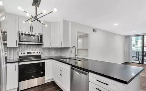 850 State St, San Diego, CA 92101