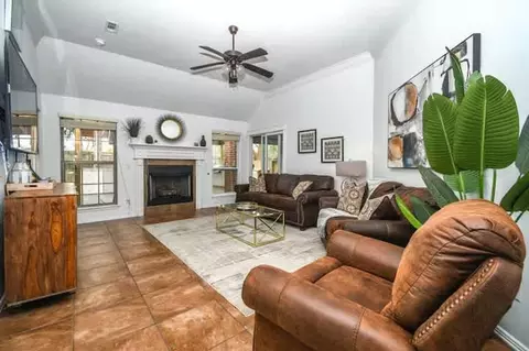 731 E Cypress Ct #1520954P, Siloam Springs, AR 72761