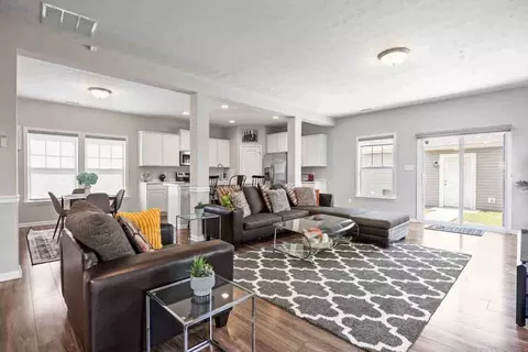 3132 N New Jersey St #1521761P, Indianapolis, IN 46205
