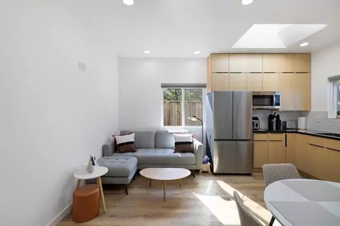 1048 Empey Way #1523930P, Fruitdale, CA 95128