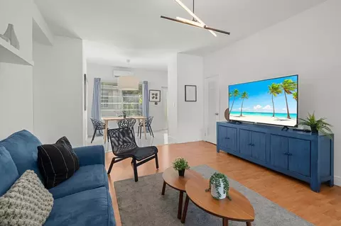 1335 Lincoln Rd #1540545P, Miami Beach, FL 33139