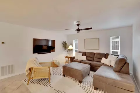 11737 96th Pl #1541768P, Seminole, FL 33772