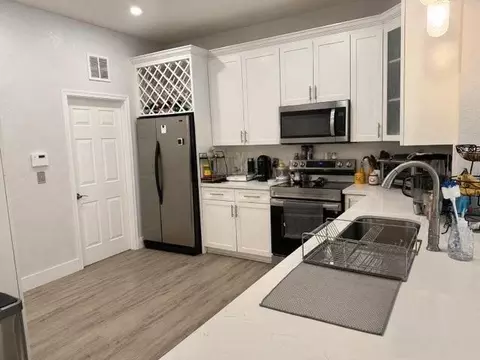 5813 Eagle Cay Ln, Coconut Creek, FL 33073