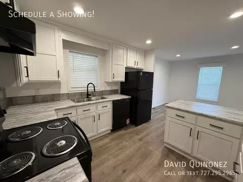 6175 E Adams, Van Buren Township, MI 48111