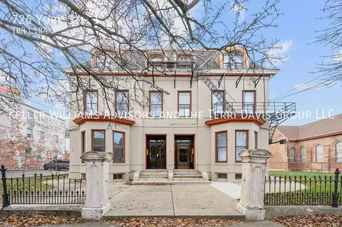 726 York St #1, Newport, KY 41071