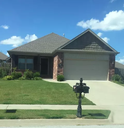 3008 W Marble Dr #NA, Fayetteville, AR 72704