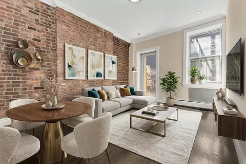 448 W 19th St #3J, New York, NY 10011