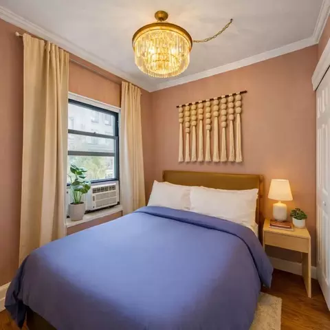 156 W 15th St #1541922P, New York, NY 10011