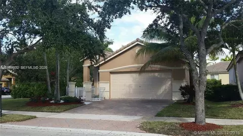 449 Silver Palm Way, Weston, FL 33327