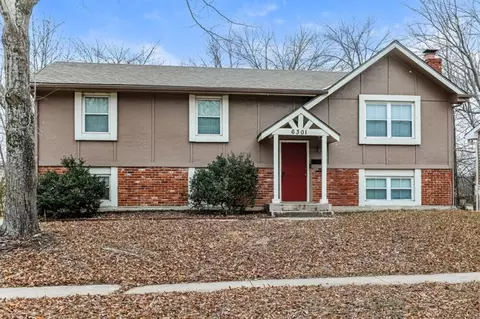 6301 E 140th Ter, Grandview, MO 64030