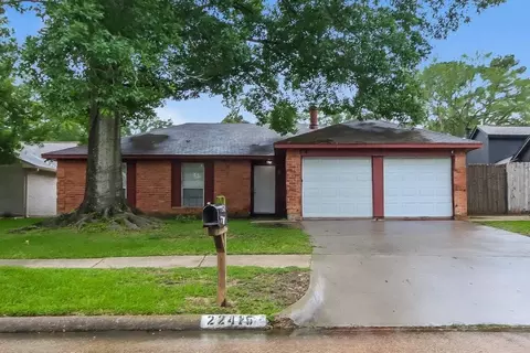 22415 Millgate Dr, Spring, TX 77373