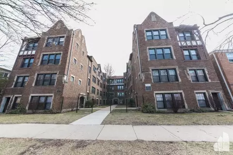 2619 W Berwyn Ave #2617-3B, Chicago, IL 60625