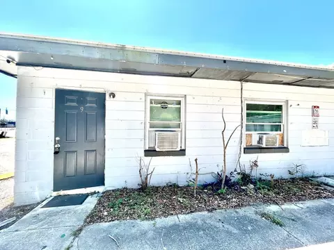 430 N Charles St #2, Daytona Beach, FL 32114