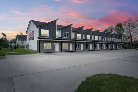156 Excell Rd, Clarksville, TN 37043