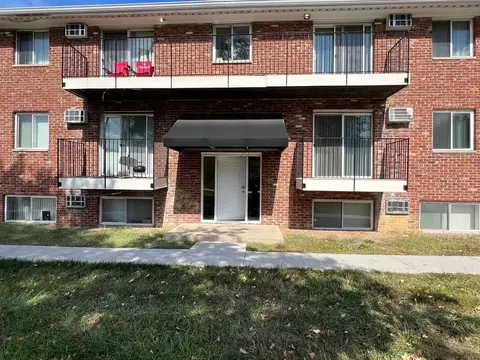 9130 E 10th St #2, Indianapolis, IN 46229