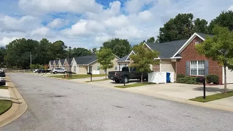36 Embecca Lndg, Oxford, AL 36203