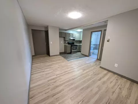 76 Webster St #C13, Hartford, CT 06114