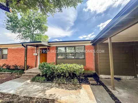 3022 Larry Dr, Dallas, TX 75228