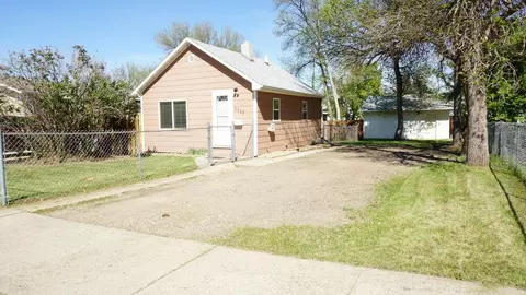 1111 7th St SW, Minot, ND 58701