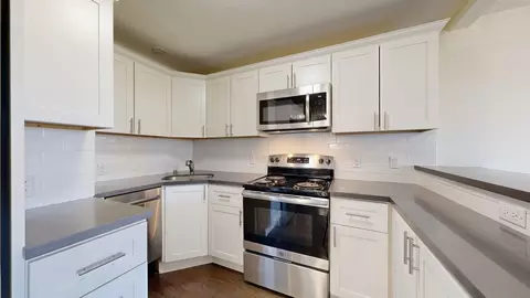 740 Rhode Island St #208, San Francisco, CA 94107