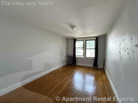 335 Harvard St # A, Cambridge, MA 02139