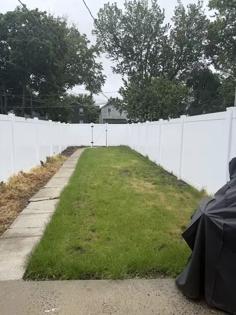 27 Melmore Gdns # A, East Orange, NJ 07017