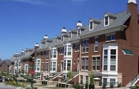 242 Stetson St #NA, Cincinnati, OH 45219