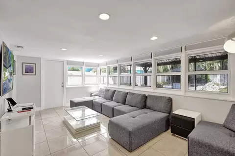 501 Hibiscus Ave #1542221P, Pompano Beach, FL 33062