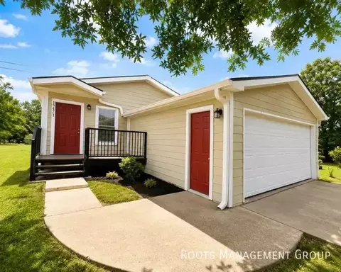15871 Clarke Springs Dr #15871C, Houston, TX 77053
