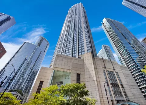 512 N Mcclurg Ct #1108, Chicago, IL 60611