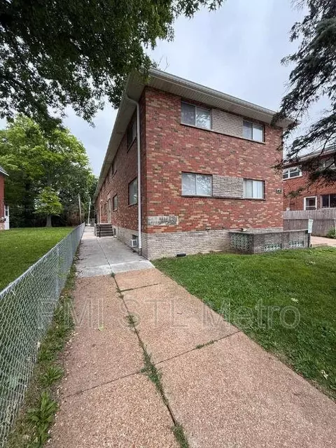 4838 S Broadway #C, Saint Louis, MO 63111
