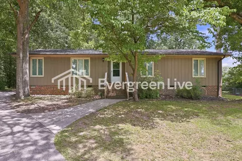 4 Bransfield Ct, Greenville, SC 29615
