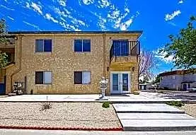 3400 15th St W #72, Rosamond, CA 93560