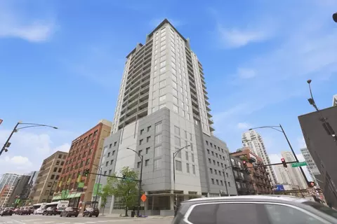 330 W Grand Ave #808, Chicago, IL 60654