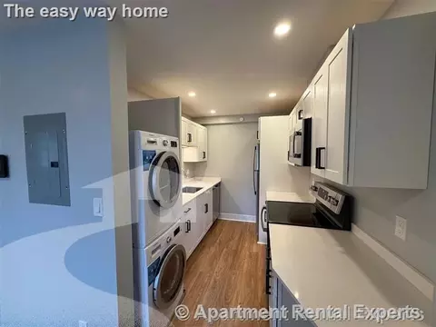 132 Sherman St #12, Cambridge, MA 02140