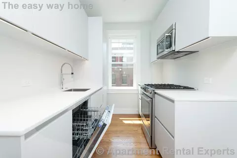 19 Forest St #34, Cambridge, MA 02140