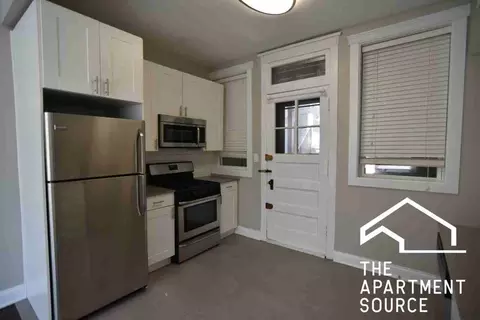 3802 N Pine Grove Ave #2, Chicago, IL 60613