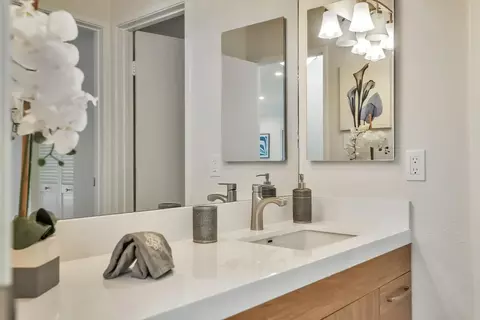 817 N Humboldt St #202, San Mateo, CA 94401