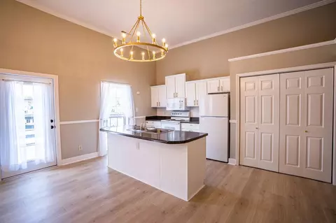 116 N 2nd St #B, Pulaski, TN 38478