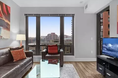 520 12th St S #1058718P, Arlington, VA 22202