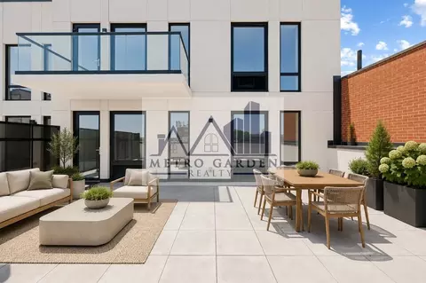 71-82 Parsons Blvd #702, Kew Gardens Hills, NY 11367