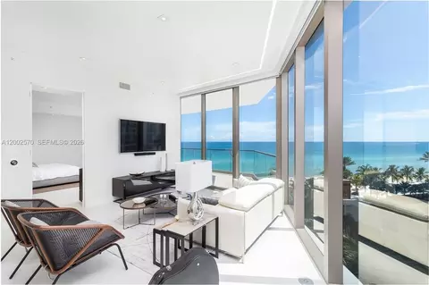 Undisclosed, Sunny Isles Beach, FL 33160
