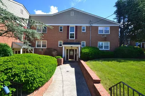 605 Grove St #C4, Clifton, NJ 07013
