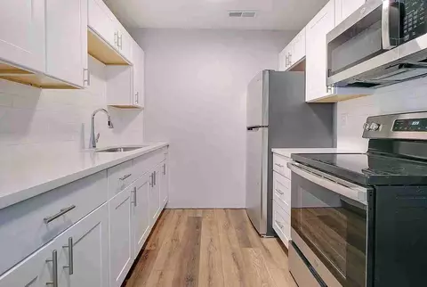 4003 S Rhett Ave, North Charleston, SC 29405