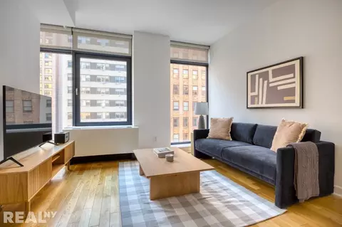 49 E 34th St #22B, New York, NY 10016