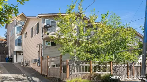 4316 Greenwood Ave N #B, Seattle, WA 98103