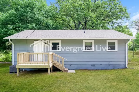 2031 S Pine Dr, Gastonia, NC 28054
