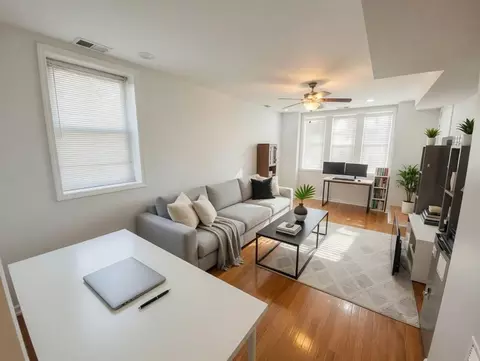 3727 N Ashland Ave #1F, Chicago, IL 60613
